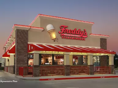 Freddy’s Frozen Custard and Steakburgers (GL)