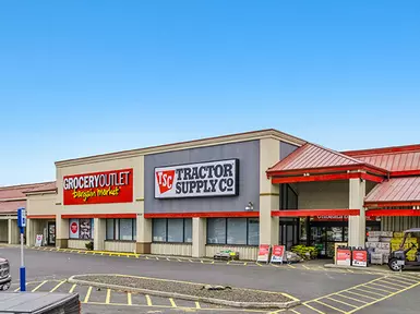 Grocery Outlet | Tractor Supply Company